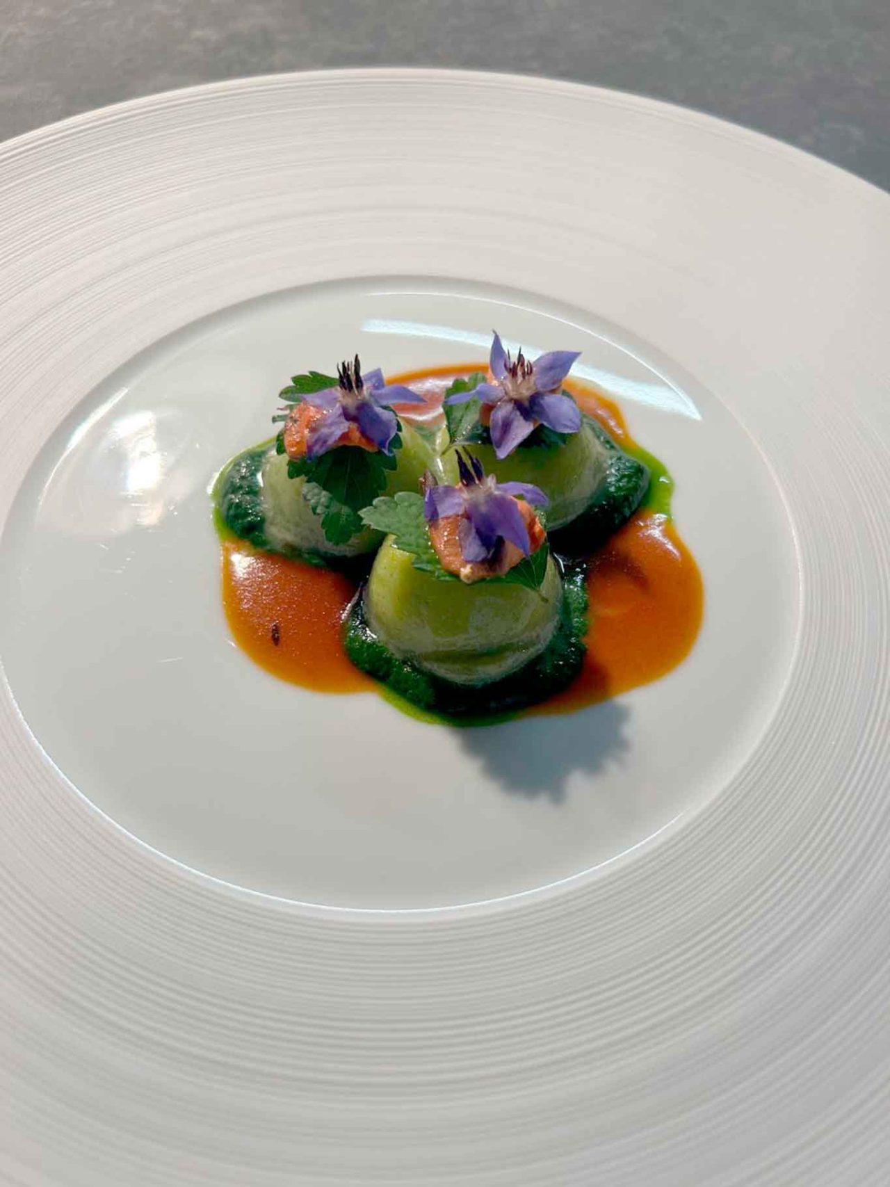 i ravioli di mandorle del ristorante Verso dei fratelli Capitaneo a Milano