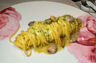 Gambero Rosso affonda ristorante: perché fare la critica negativa