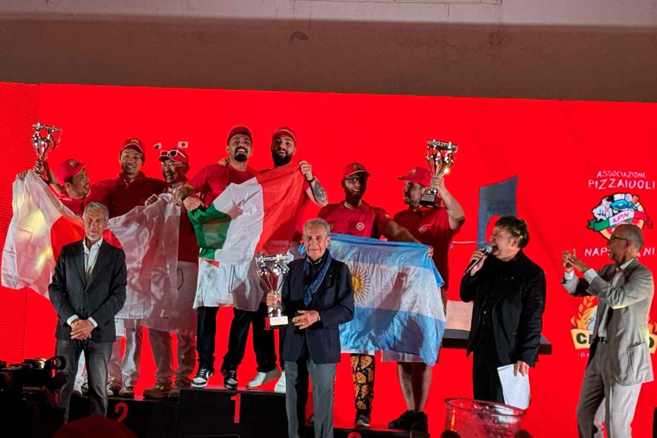 Campionato Mondiale del Pizzaiuolo 2025: il podio del Trofeo delle Nazioni