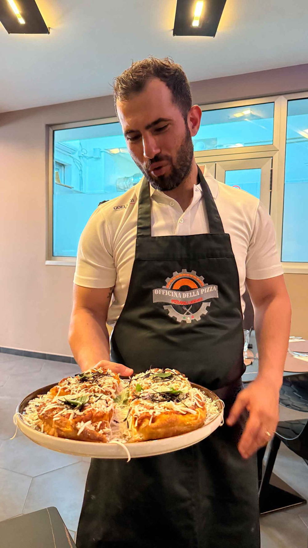 Mario Severino della pizzeria Officina della Pizza a Sarno