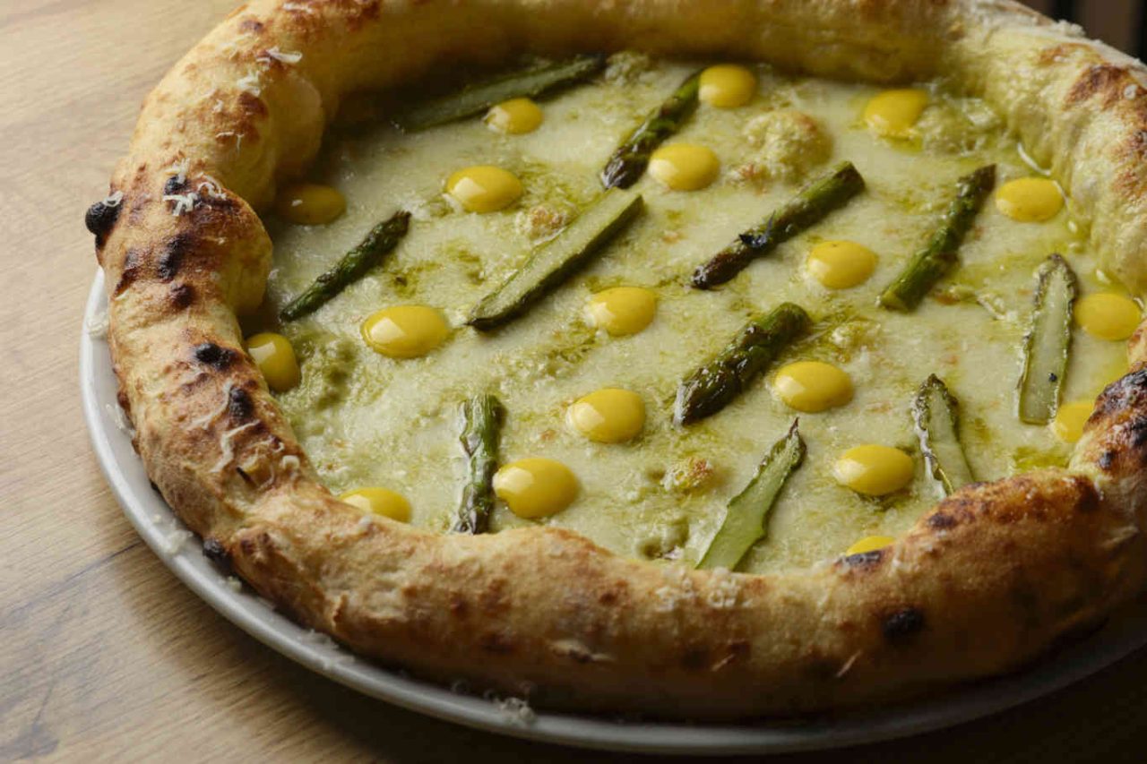 Pizzeria della passeggiata pizza frittata del lunedì