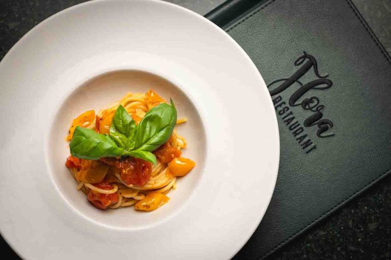 Spaghettoni ai 3 pomodori con il pecorino, la ricetta