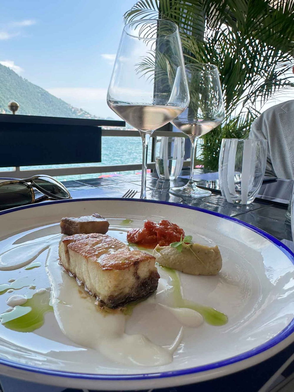 ombrina e parmigiana alla Terrazza Olmo di Vincenzo Dascanio sul lago di Como