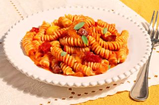 Fusilli ai 3 pomodori perché è il migliore formato di pasta corta