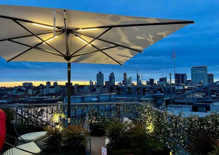 40 terrazze per mangiare e bere a Milano in estate