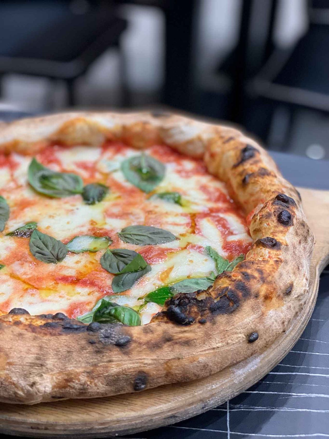 la pizza margherita di Giuseppe Bove alla pizzeria Il Segreto di Pulcinella a Montesarchio