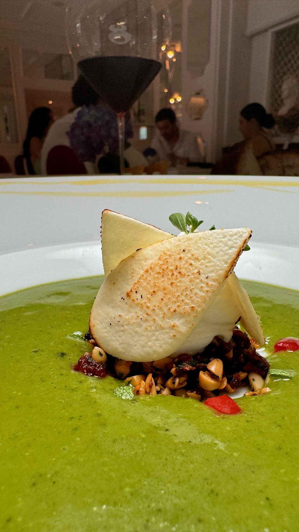 la zuppa di basilico del ristorante Don Alfonso 1890 a Sant'Agata sui Due Golfi