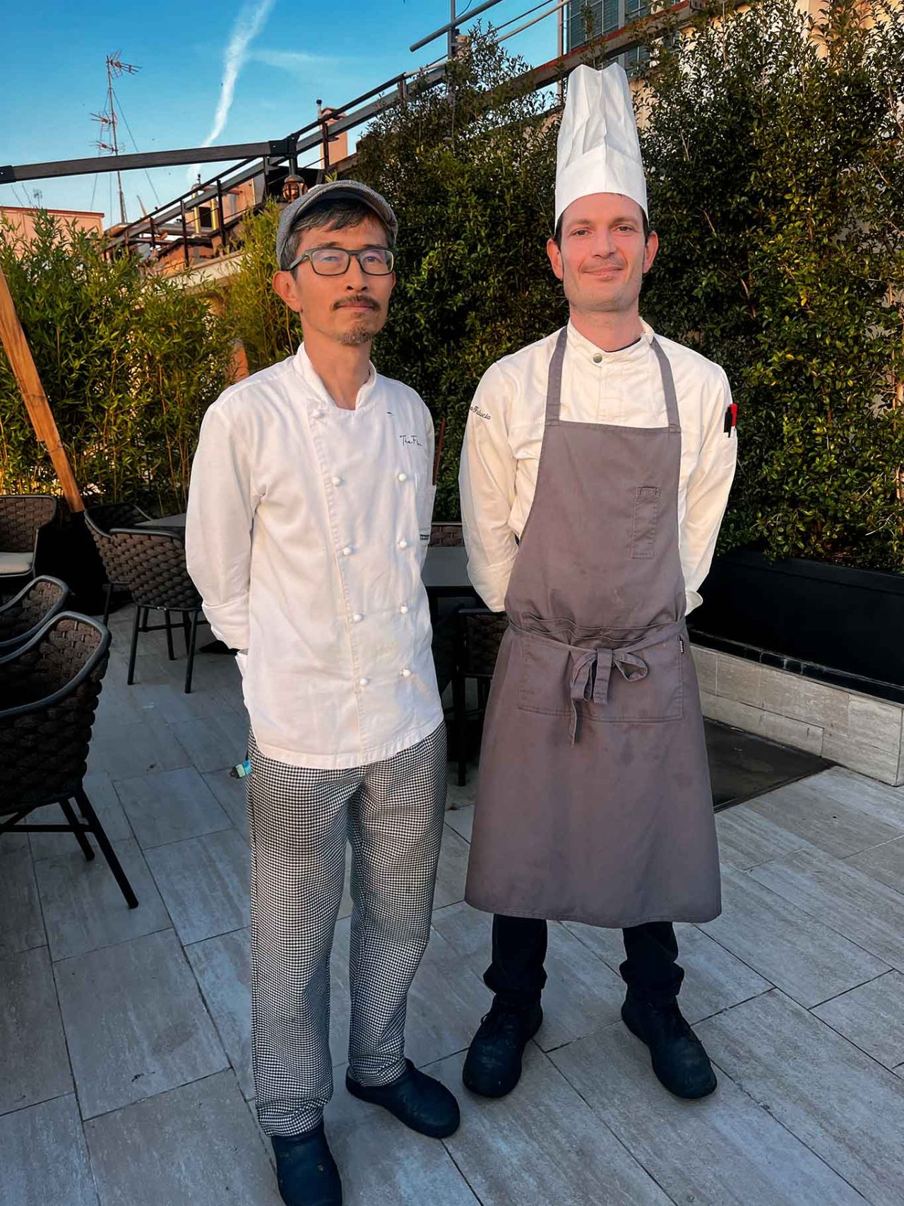 gli chef del ristorante Il Vizio sulla terrazza dell'hotel Sina Bernini Bristol a Roma