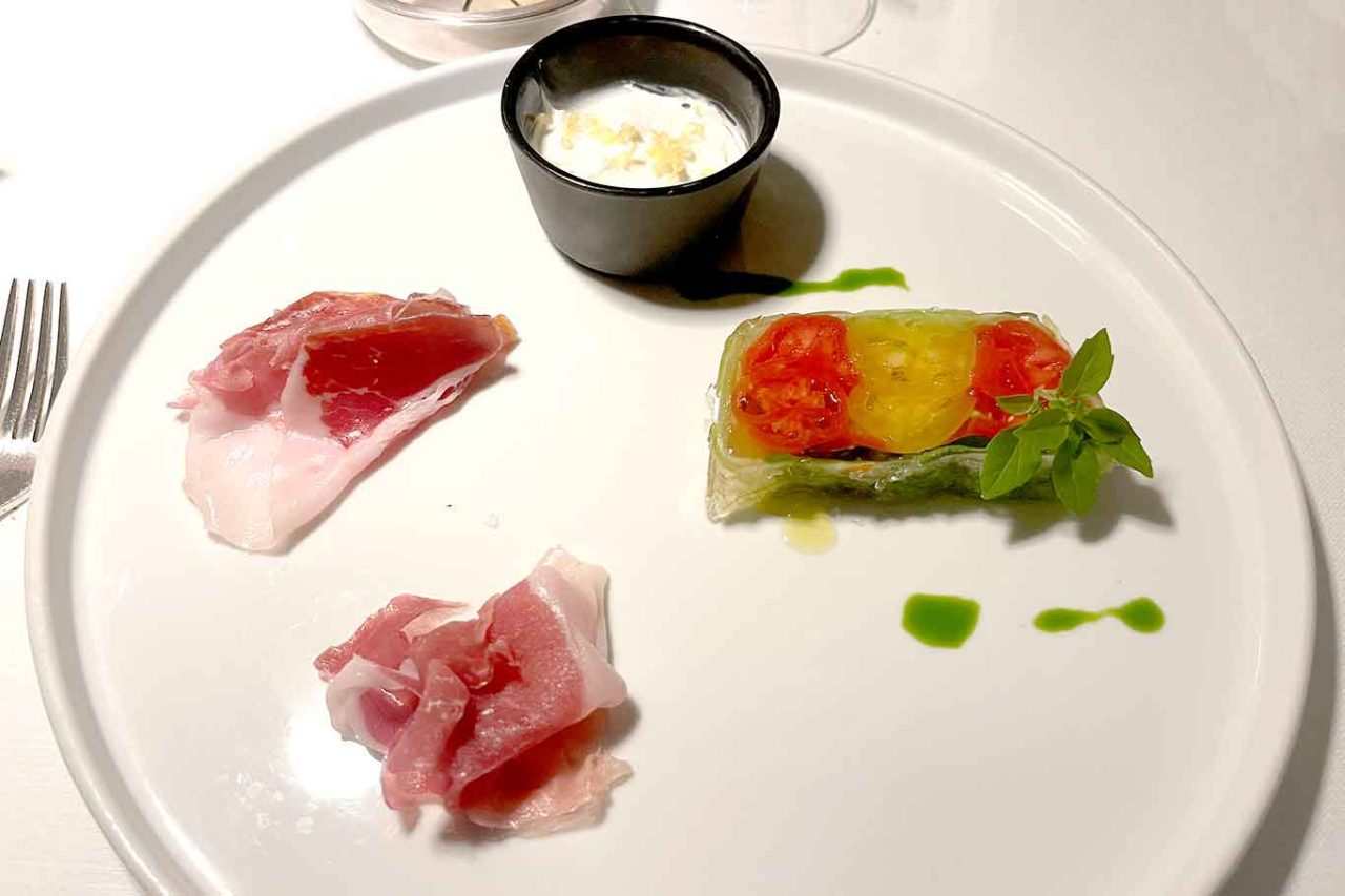 antipasto all'italiana della chef Fumiko Sakai al ristorante Relais Blu a Termini di Massa Lubrense
