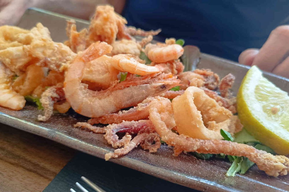 Belloverde a Roma frittura di calamari e gamberi