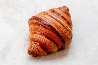 Croissant a 5 euro nella pasticceria di  Cédric Grolet a Montecarlo