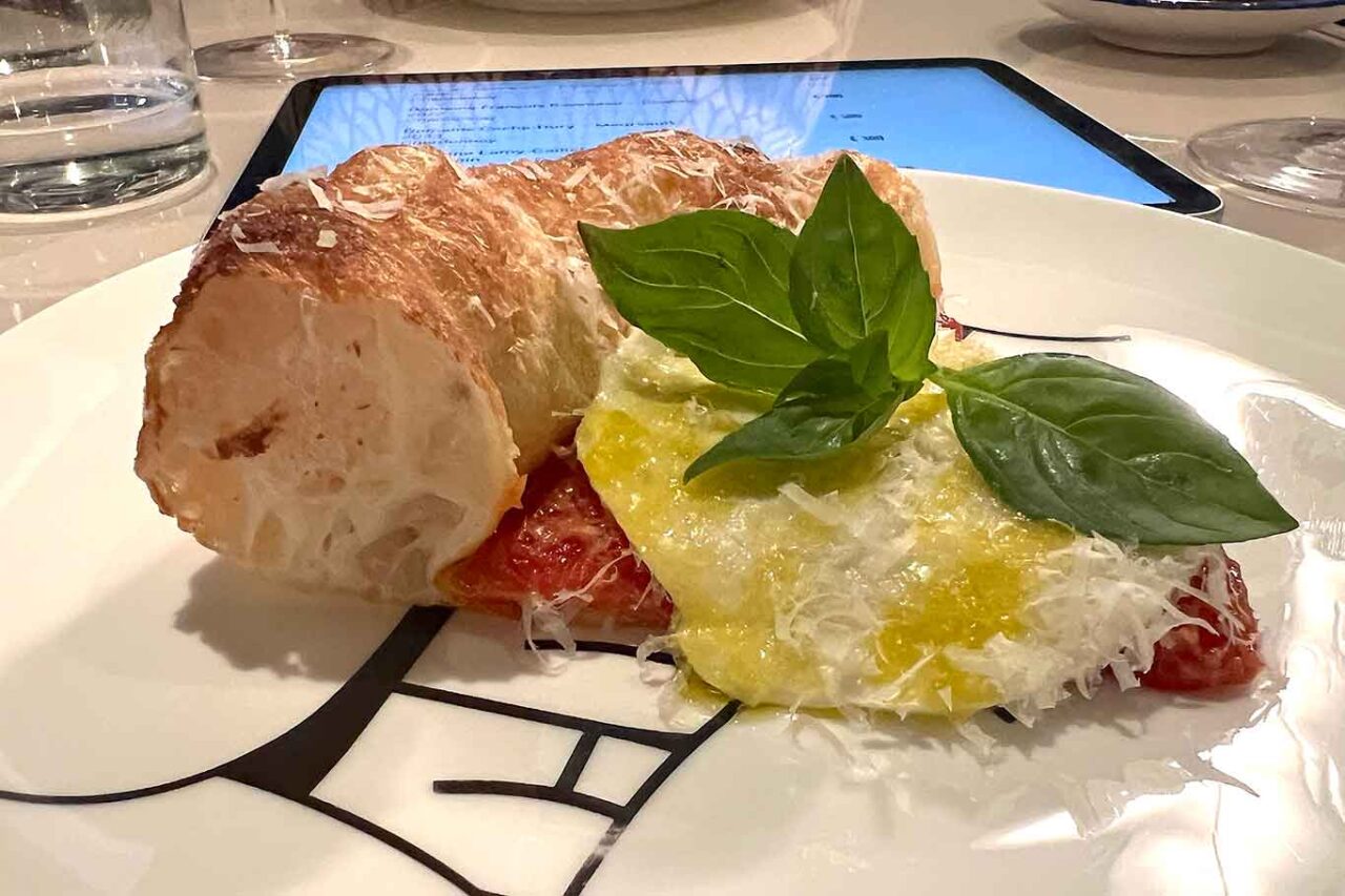 la fritta e al forno della pizzeria Confine a Milano
