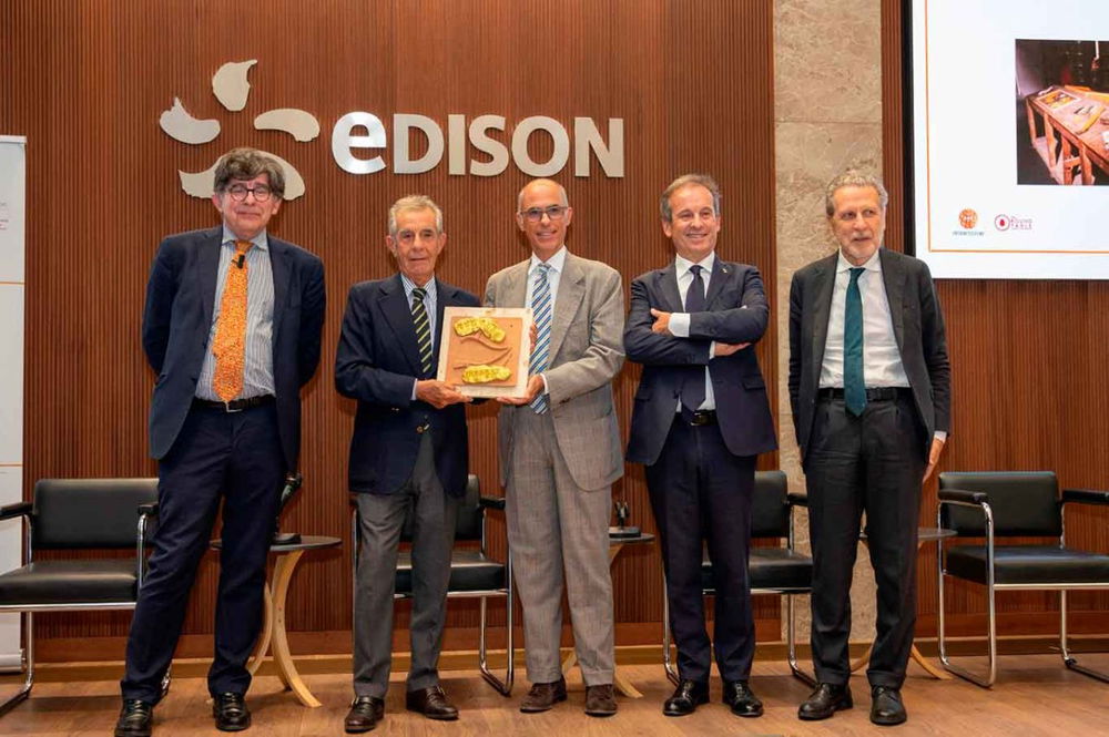 il premio alla Mostra Caputo