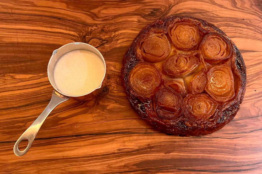 tarte tatin con cipolle di Vatolla del ristorante Tre Olivi a Paestum