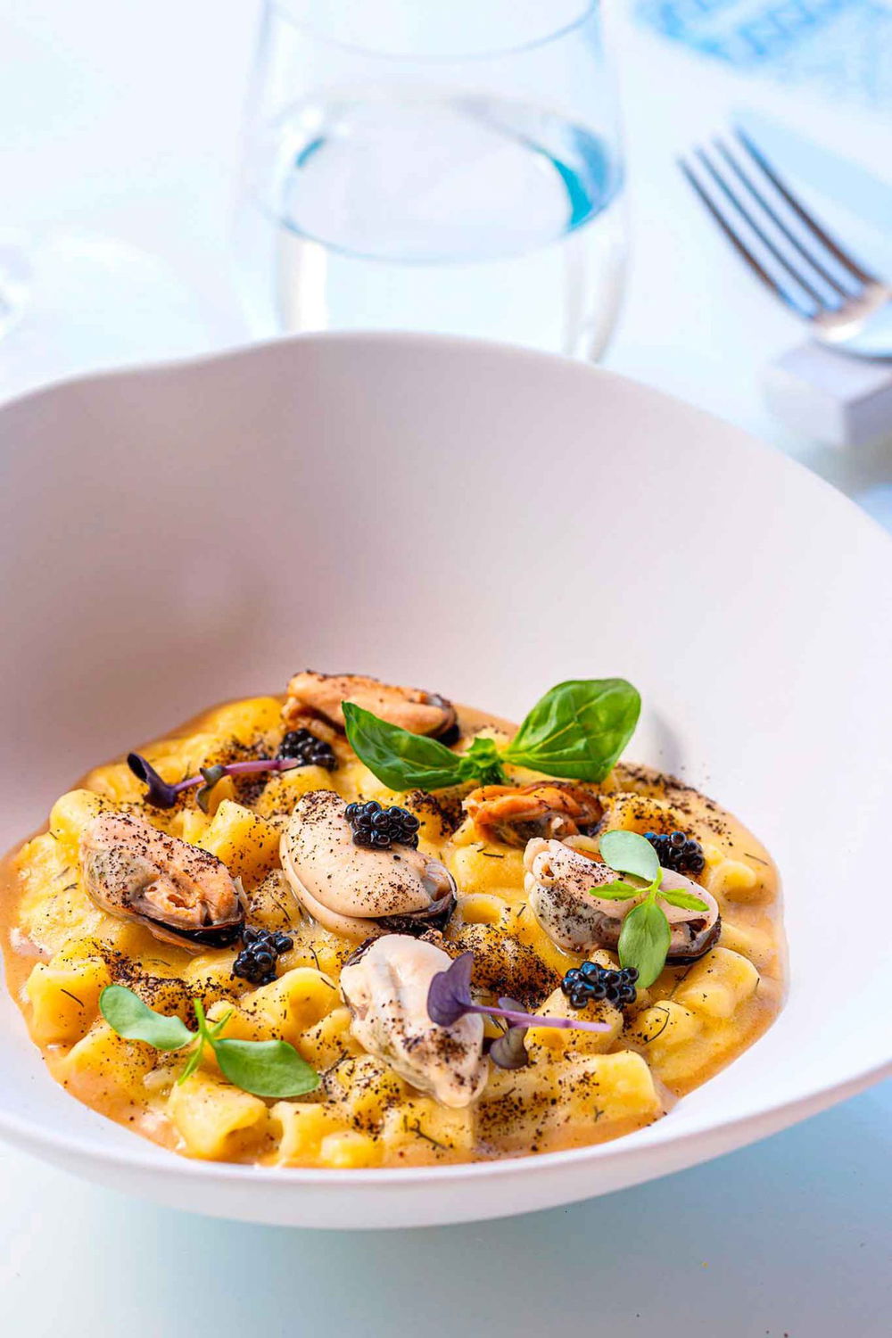 pasta e patate acida, cozze e caviale del ristorante Umberto a Mare a Ischia
