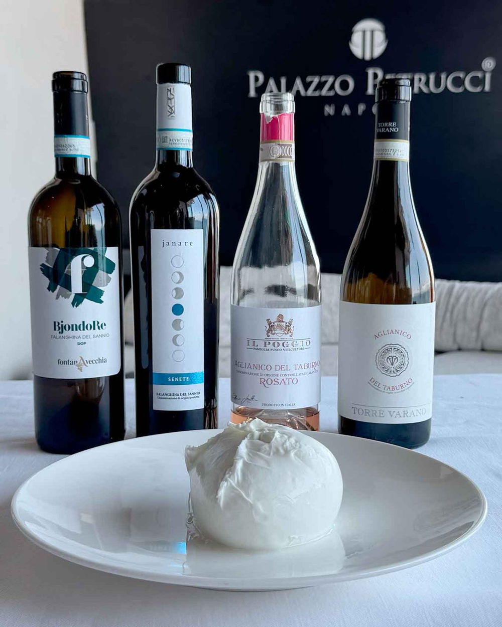 i vini da abbinare alla mozzarella di bufala nel 2025