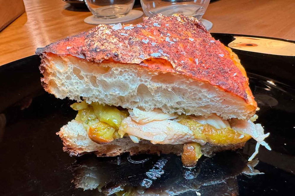 la pizza Metamorfosi della pizzeria Bob Alchimia a Spicchi a Montepaone Lido in Calabria