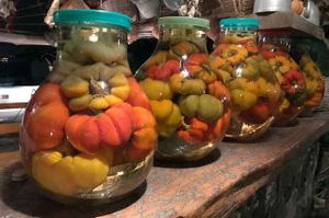 Botulino: cosa sapere per difendersi, come fare le conserve in casa