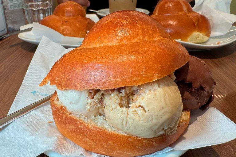 Morè a Soverato, per fare ottima colazione con brioche, gelati, dolci
