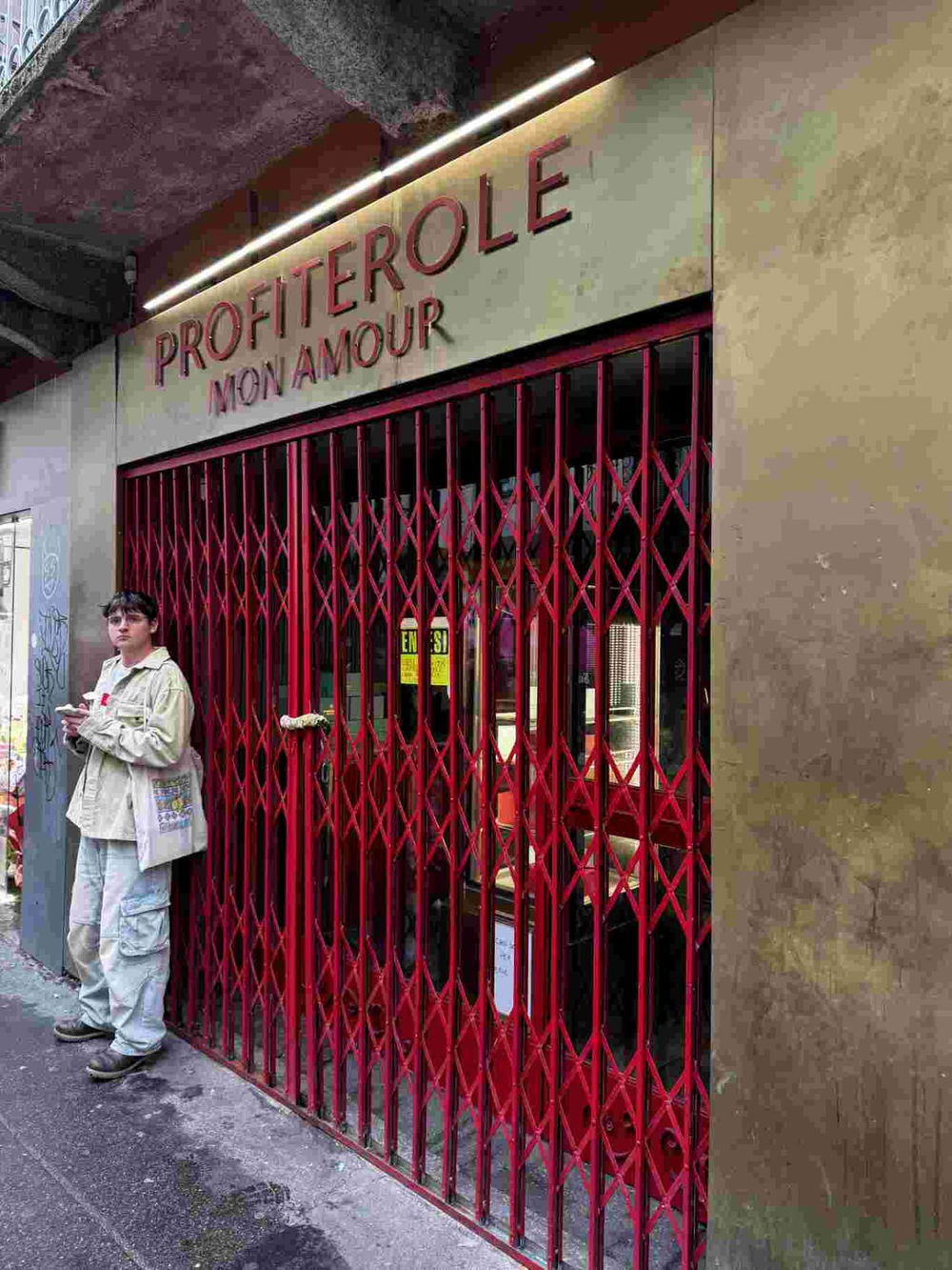 pasticceria profiterole mon amour chiusa a Milano