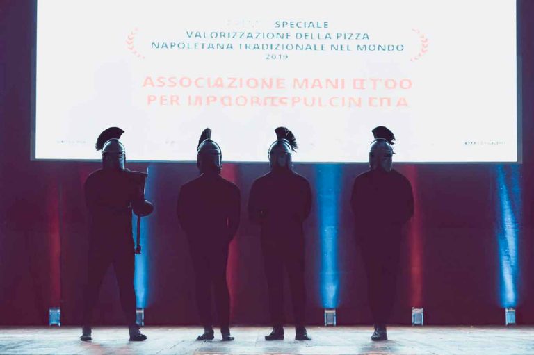 Guerra dei Pizzaioli: armiamoci e partite