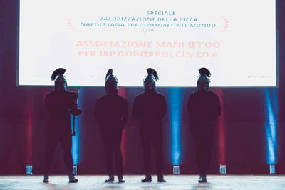 Guerra dei Pizzaioli: armiamoci e partite
