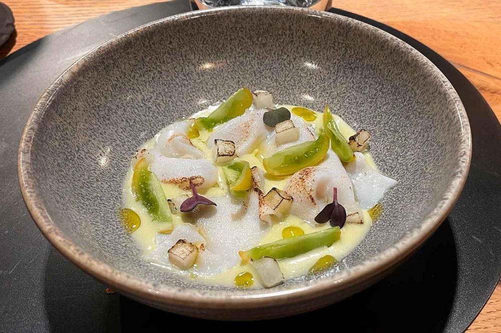il carpaccio di seppia di Evo Bistrot Centumbrie ad Agello in Umbria