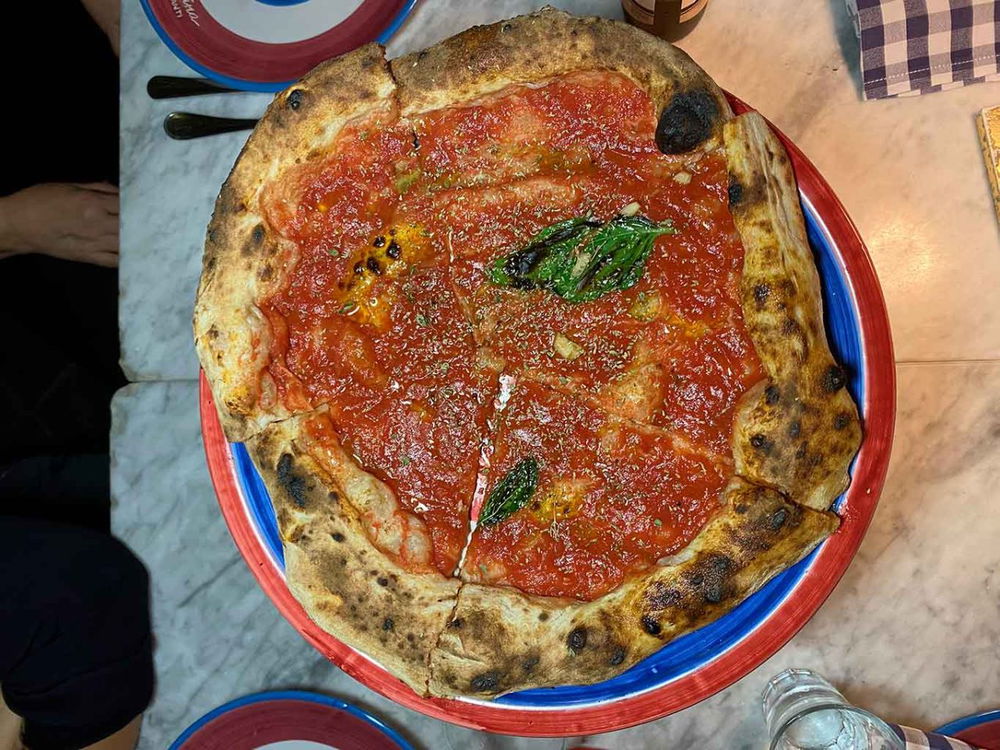 Campionato della Pizza 2025 Ottavi di Finale: Lioniello sfida Concettina ai Tre Santi. La Marinara di Concettina