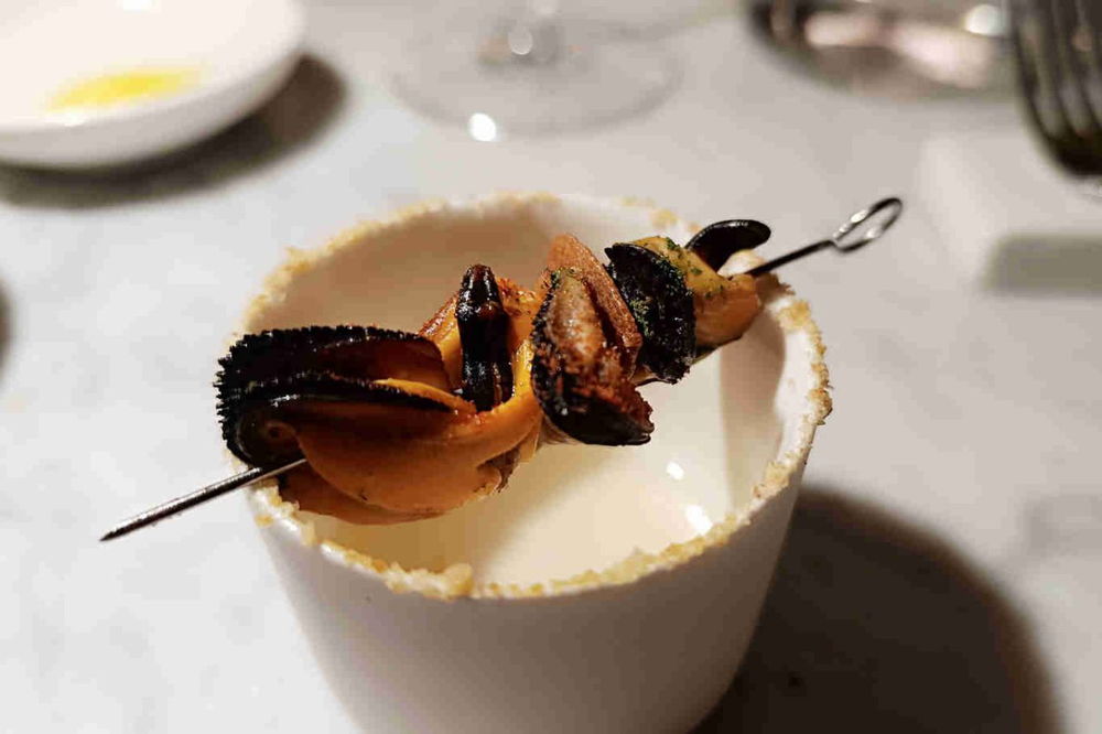 Il sautè di cozze con il suo brodino di Anavà a Roma