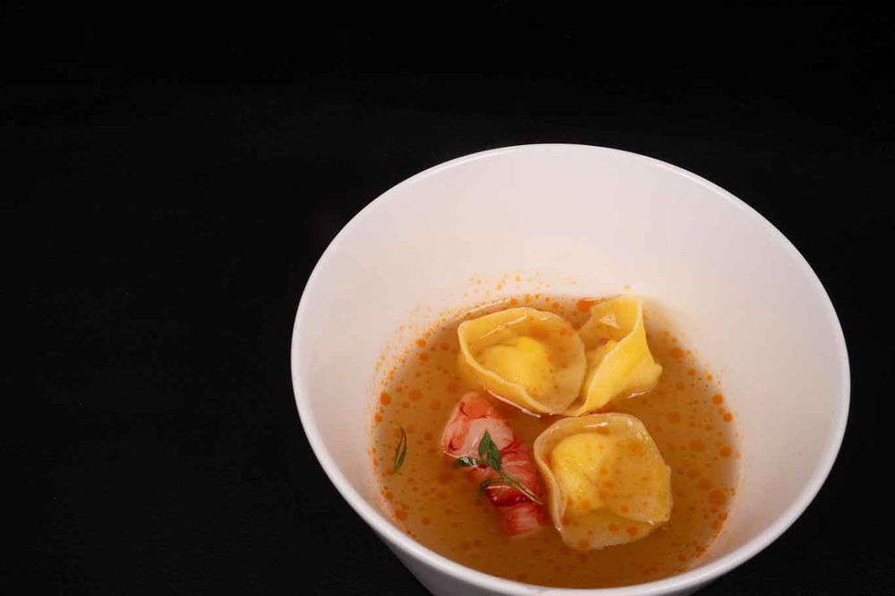 i tortellini di Luiz Felipe Souza del ristorante Evvai a San Paolo in Brasile 