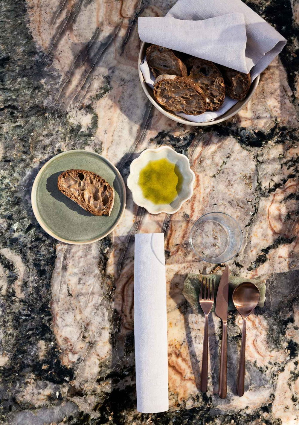 pane e olio del Riviera Restaurant della Famiglia Rana sul Lago di Garda