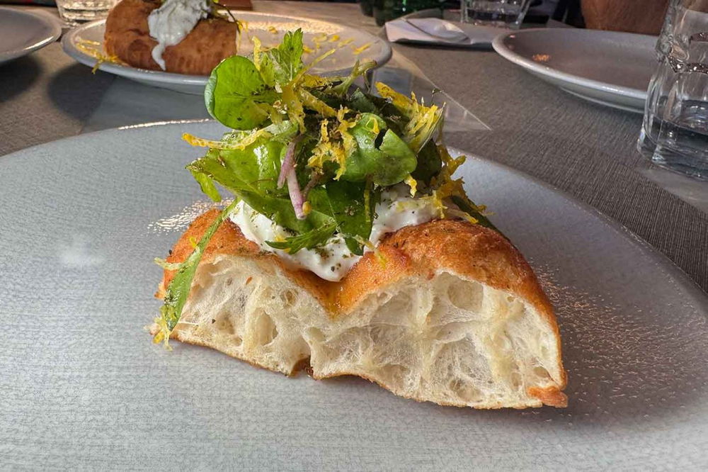 la pizza Contaminazioni di Pepe in Grani a Caiazzo nella sfida con La Bottega Bruner