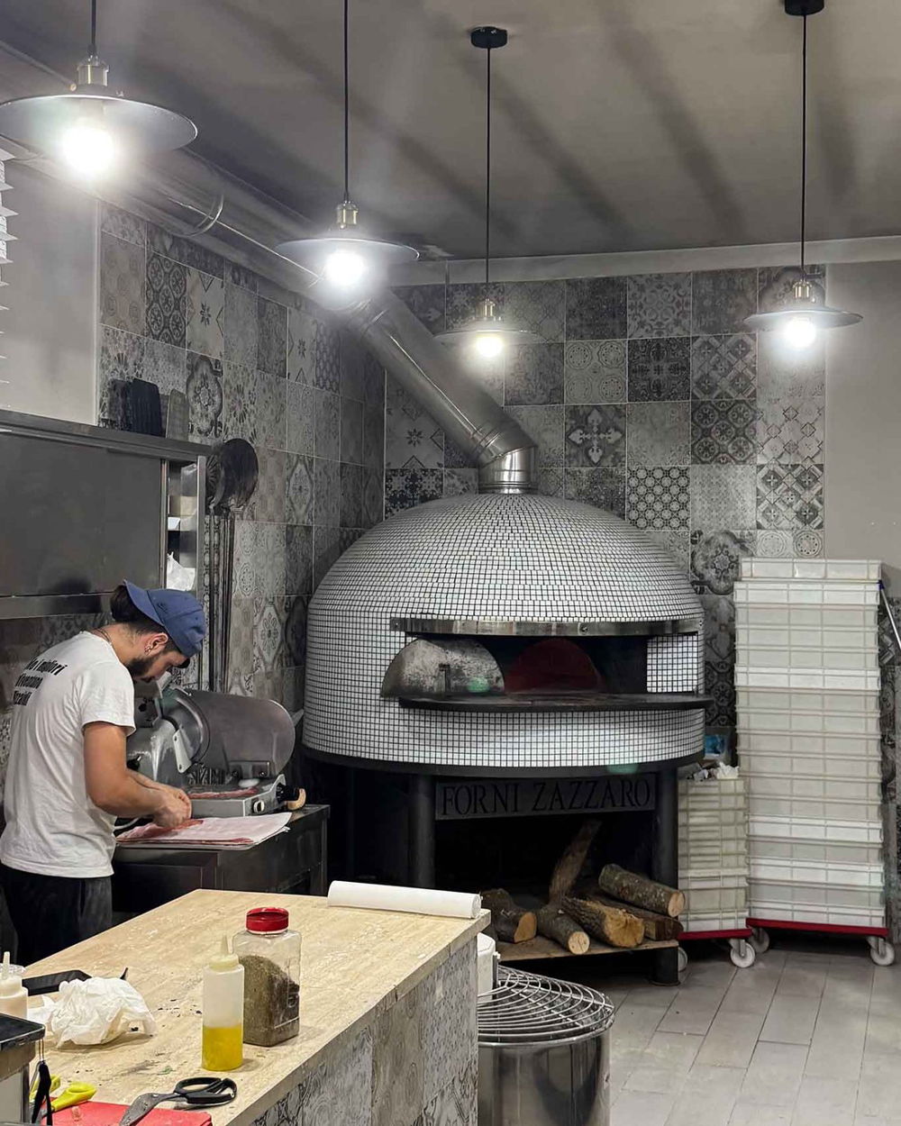 il forno della pizzeria Vatillum a Paestum