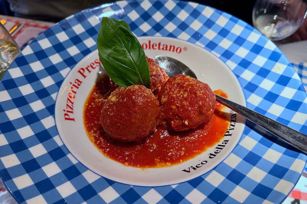le polpette della pizzeria osteria Presepe Napoletano di Gino Sorbillo ai Tribunali di Napoli