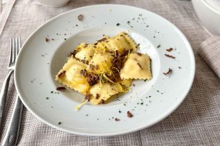 Resilienza fa centro a Salerno anche come osteria di qualità