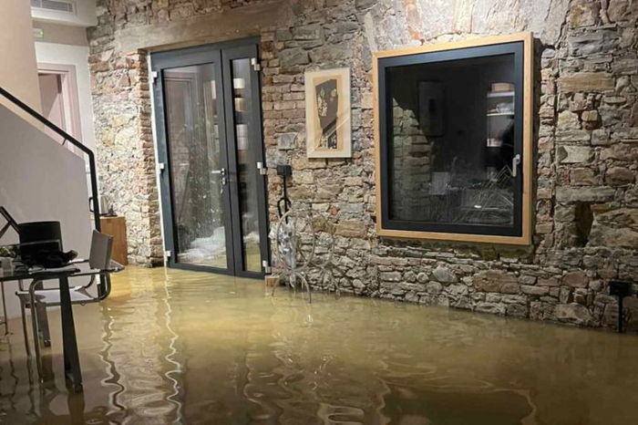 Ristorante stellato sotto il fango: Antonia Klugmann disperata