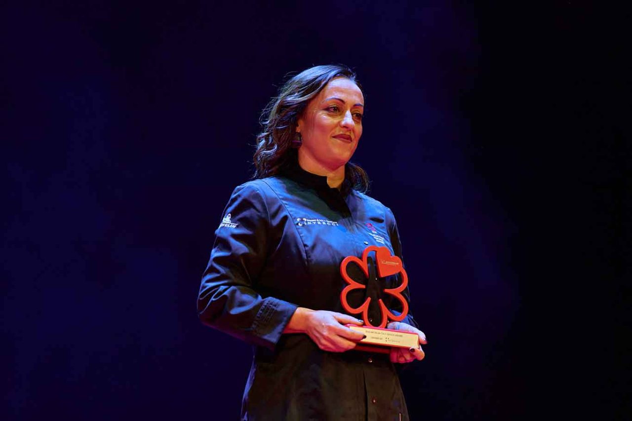 Giulia Tavolaro, restaurant manger del ristorante Maxi dell'hotel Capo la Gala a Vico Equense