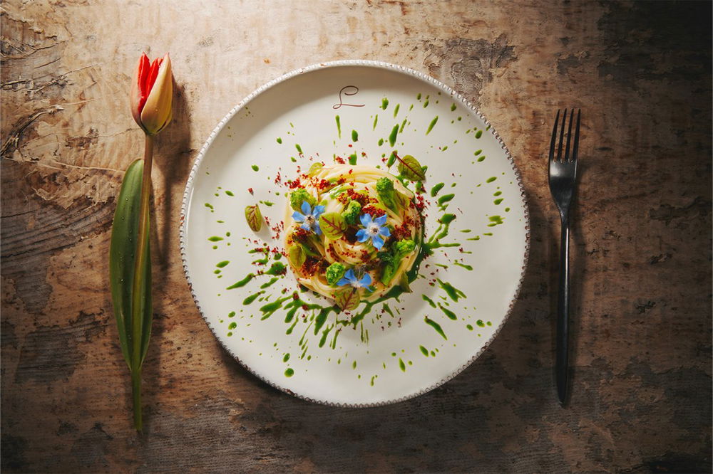 Piatto del ristorante ArteCibo del Leonardo Trulli Resort a Locorotondo in Puglia