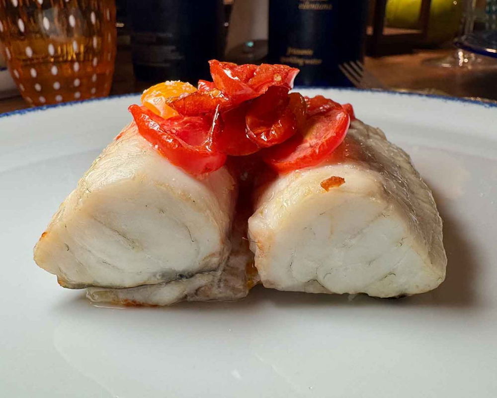 la spigola della locanda Pancrazio del boutique hotel Palazzo Gentilcore a Castellabate 