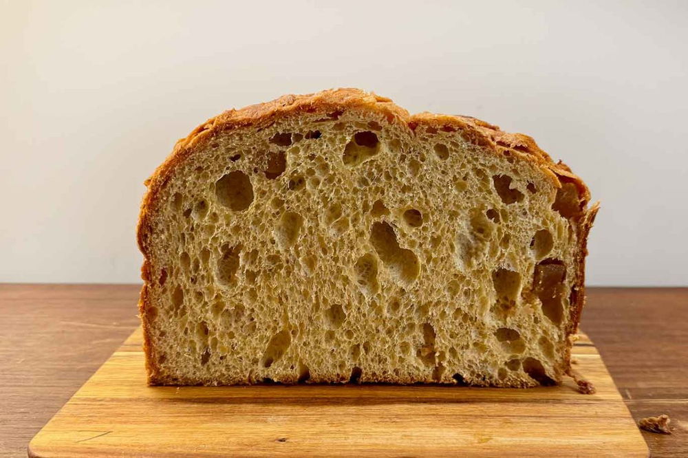 panettone creativo artigianale 2025 con mela, cannella e cioccolato bianco di Perrotta