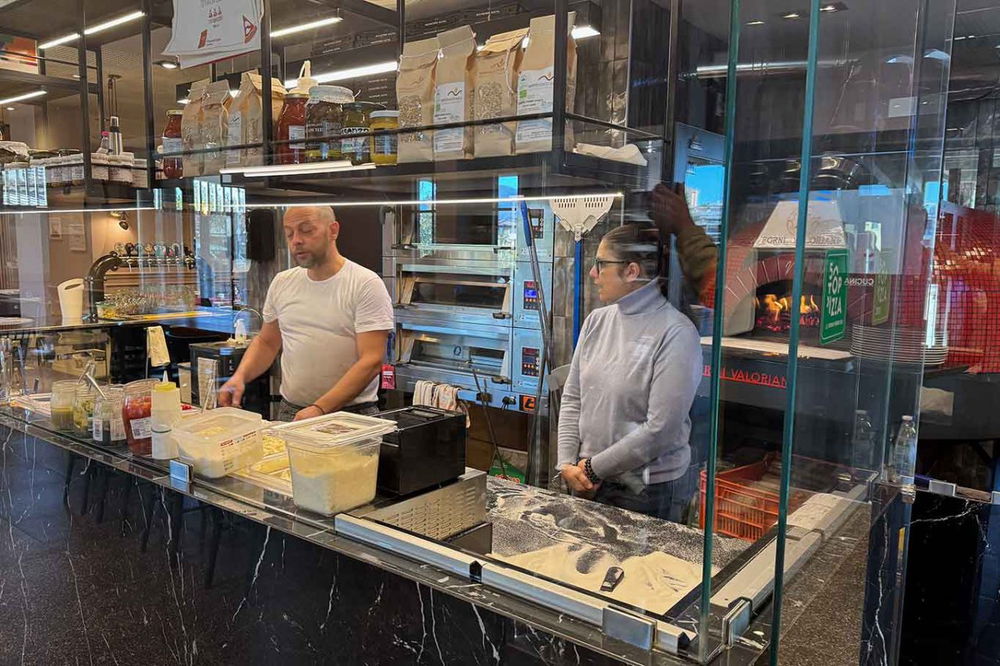 il bancone della pizzeria Fandango a Potenza 
