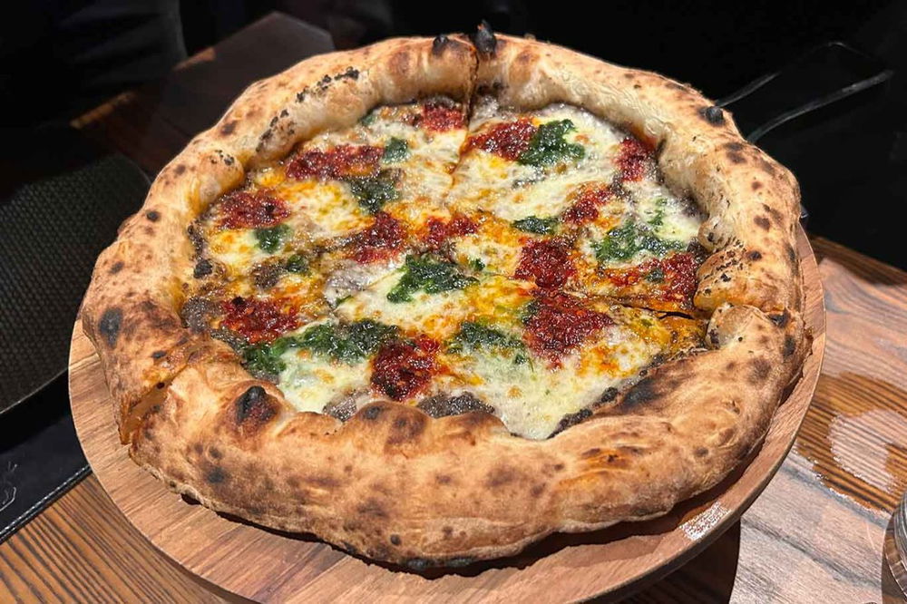 la pizza Camouflage di Francesco Martucci nella sfida con Giuseppe Bove