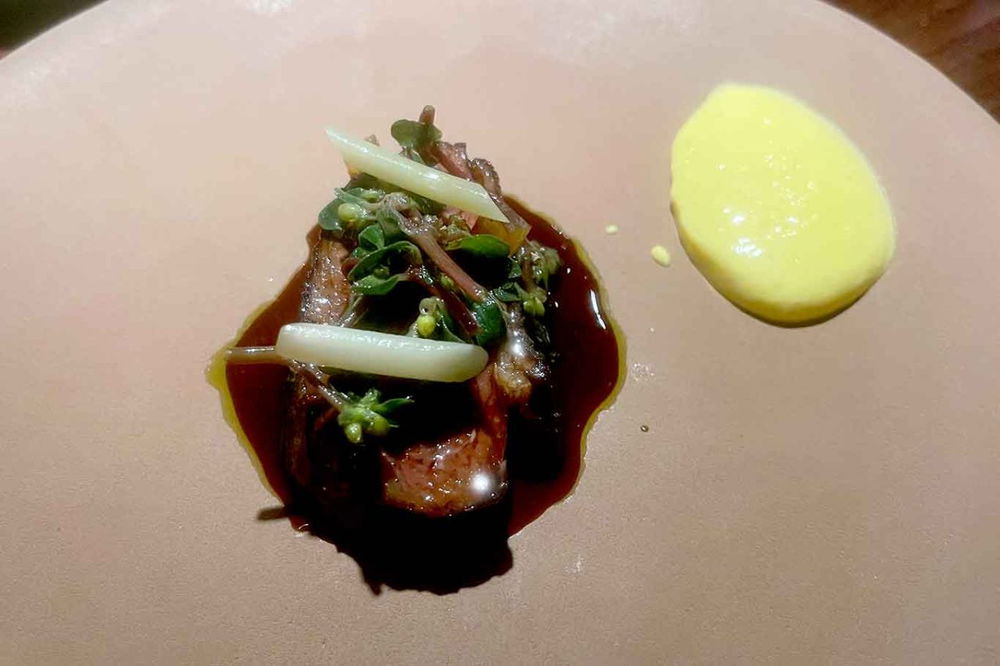 agnello cacio e ovo al ristorante Al Madrigale a Tivoli