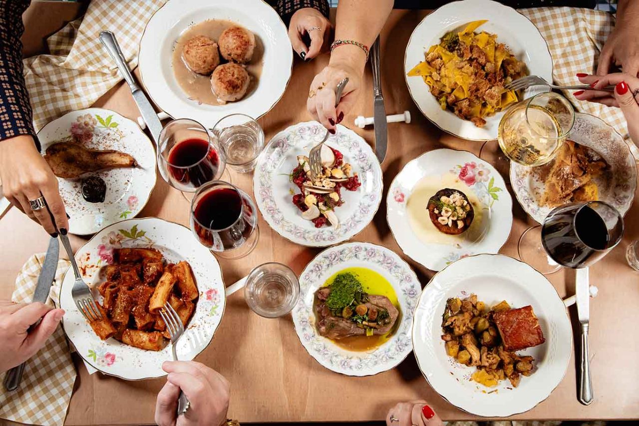 menu e prezzi dei ristoranti a Natale 2025: Iolanda a Roma