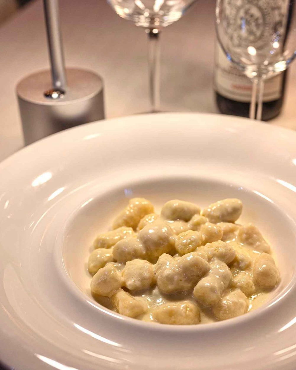 gli gnocchi al Castelmagno della Trattoria Panoramica Sarroc a Vignale Monferrato