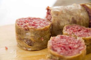 Cotechino fresco: come si cuoce, per quanto tempo, quali lenticchie