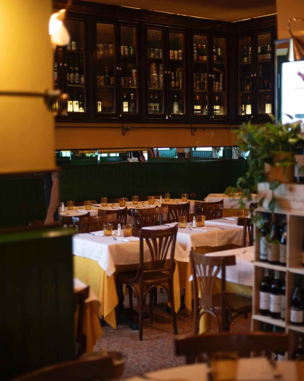 la libera milano interno sala