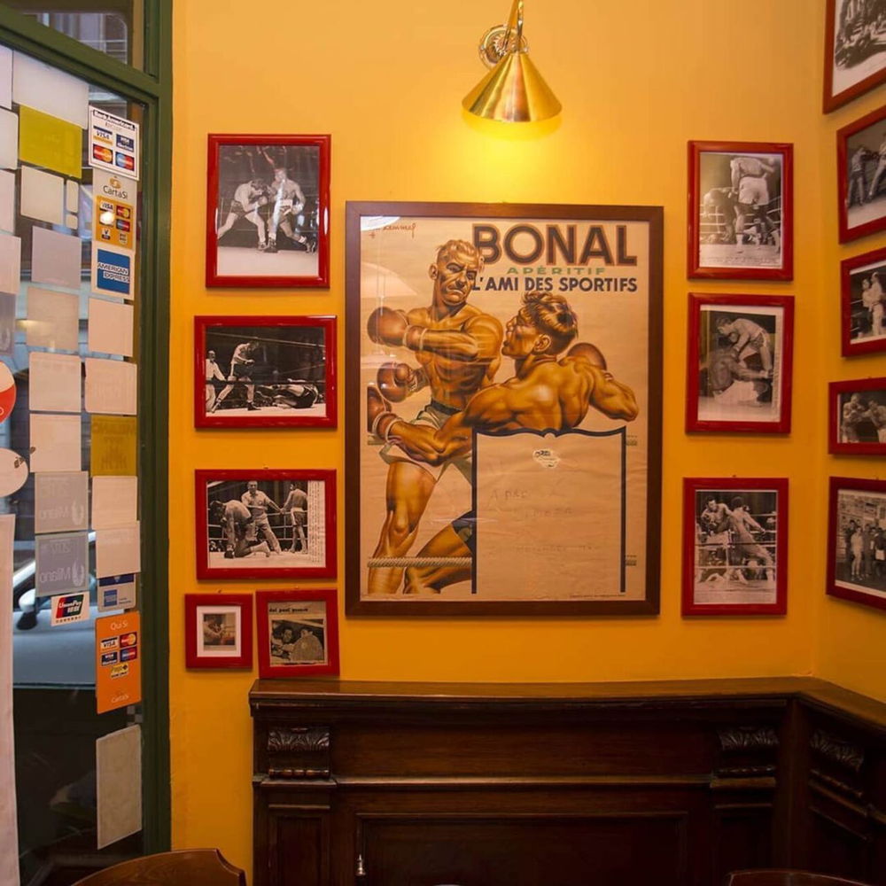 la libera milano interno parete