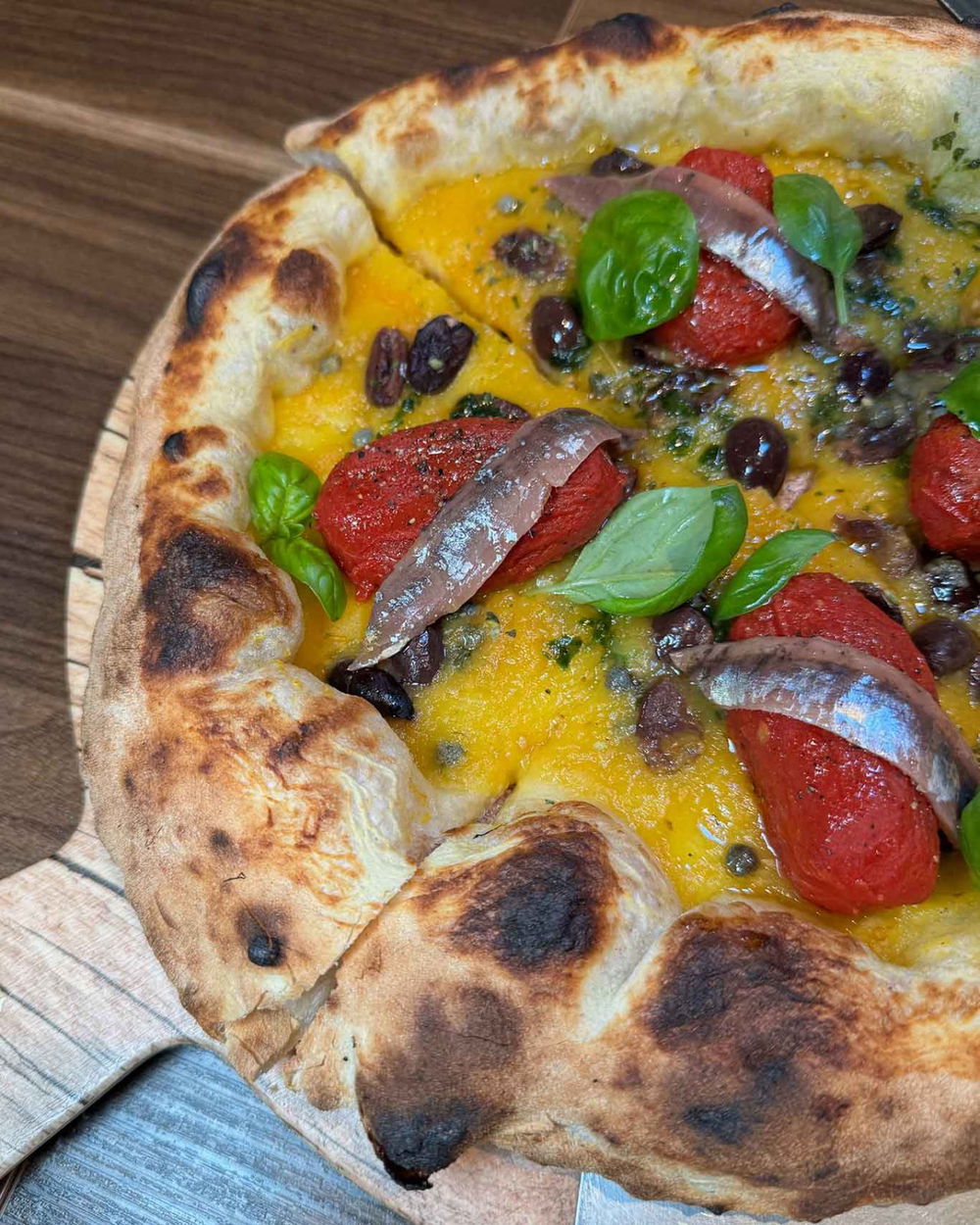 la pizza Ammiraglia di Sasà Martucci alla Finale del Campionato della Pizza 2025