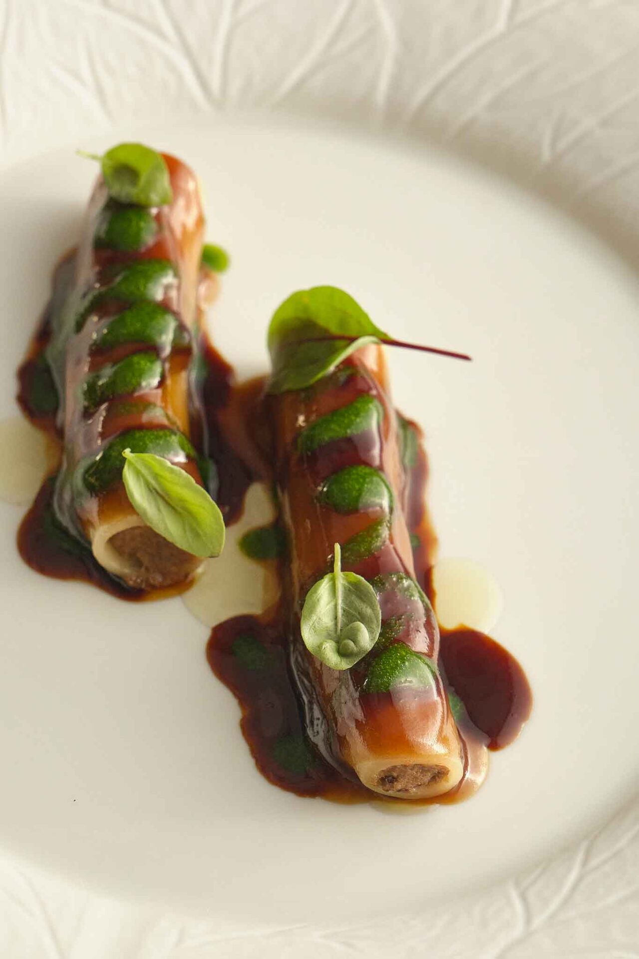 le candele con genovese di coniglio al ristorante George del Grand Hotel Parker's a Napoli